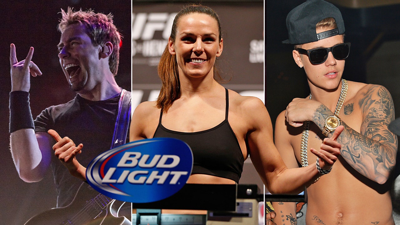 Would Alexis Davis actually walk out to Nickelback or Justin Bieber?